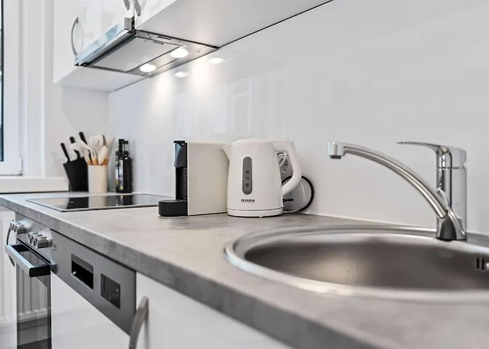 Apartman Cozy In Quiet Location, Fast Train Station 100m Away, Contactless Check-in *